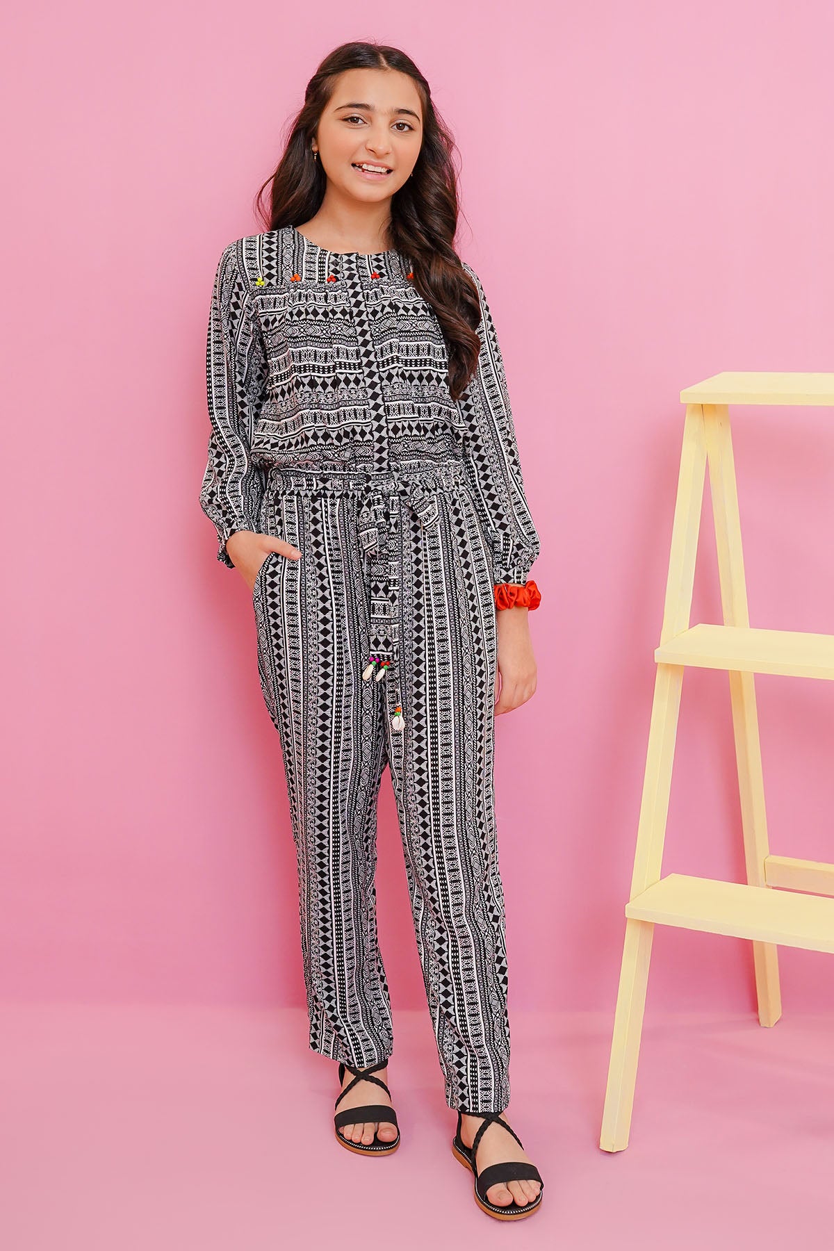 Buy Girls Jumpsuits & Playsuits Online at upto 63% OFF in India | Cub McPaws